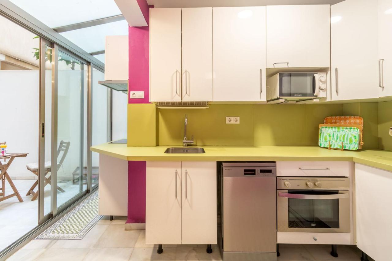 Goles Courtyard With Parking By Valcambre Apartment เซบีญา ภายนอก รูปภาพ