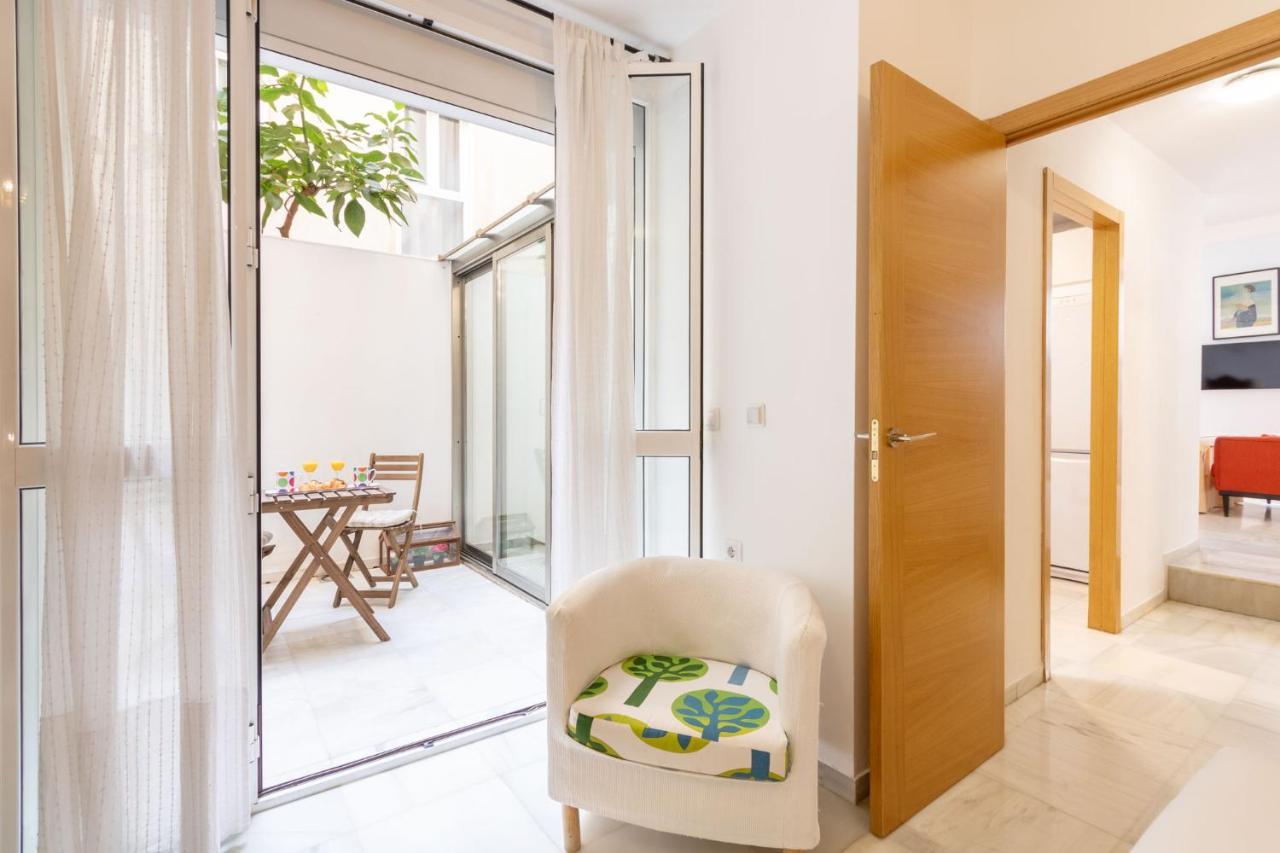 Goles Courtyard With Parking By Valcambre Apartment เซบีญา ภายนอก รูปภาพ